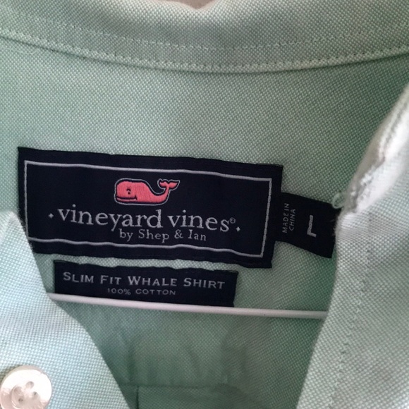 Vineyard Vines Shirt size L - Picture 2 of 2